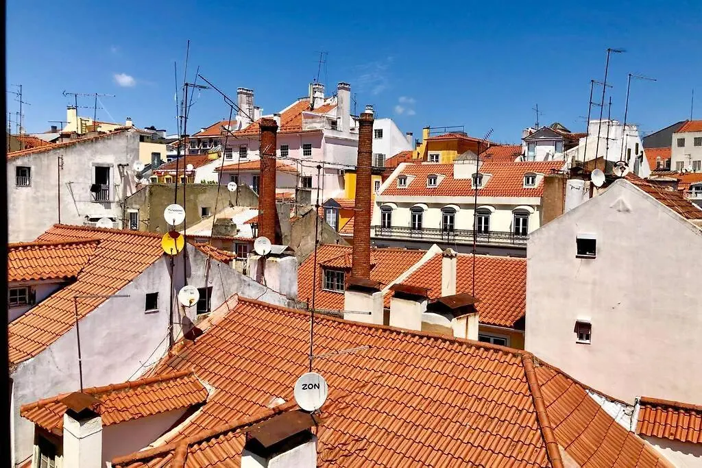 32 Top - Center Of Lisbon Duplex Apartment, Barrio Alto-1